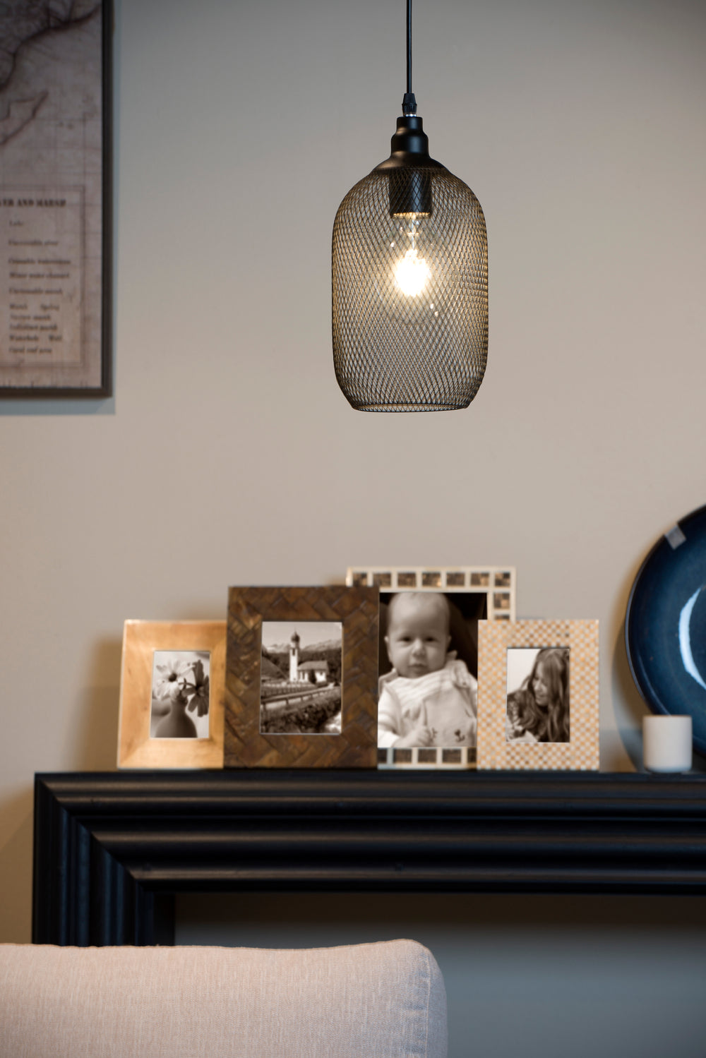 Lucide Mesh hanging lamp Black, round metal shade Ø150mm, E27 socket 60W max, height adjustable, IP20