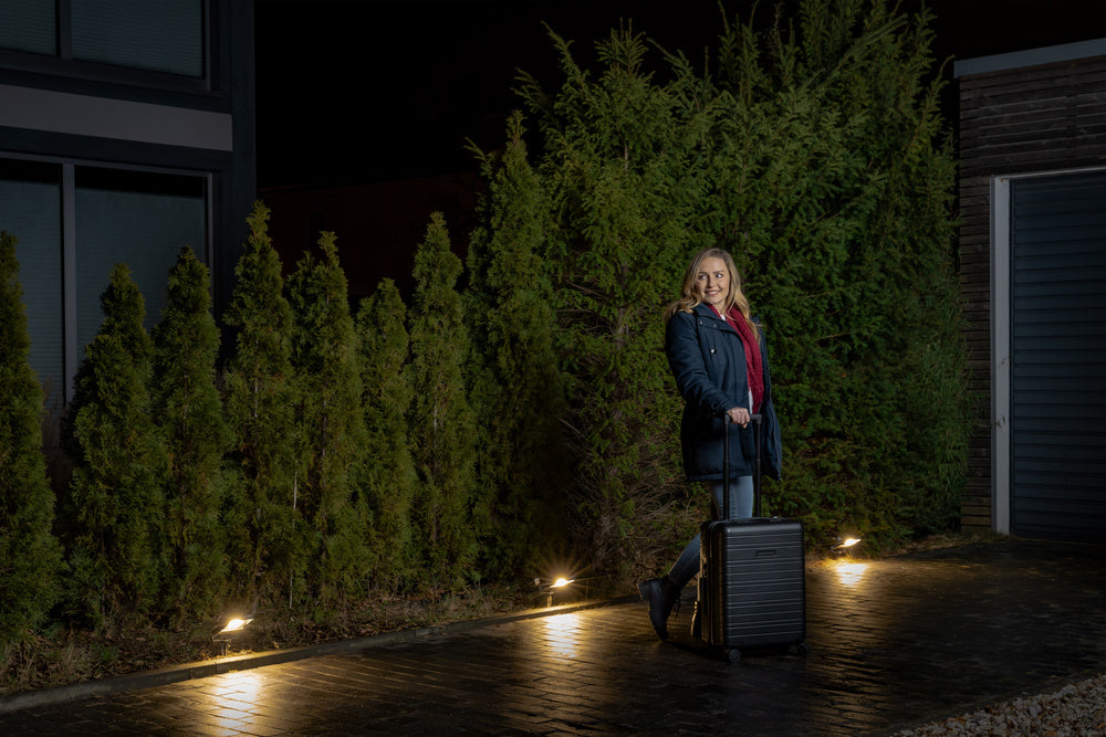 Ledvance ENDURA Garden Flood Spike LED Außenleuchte 20W 3000K 1700 Lumen IP65 Dunkelgrau