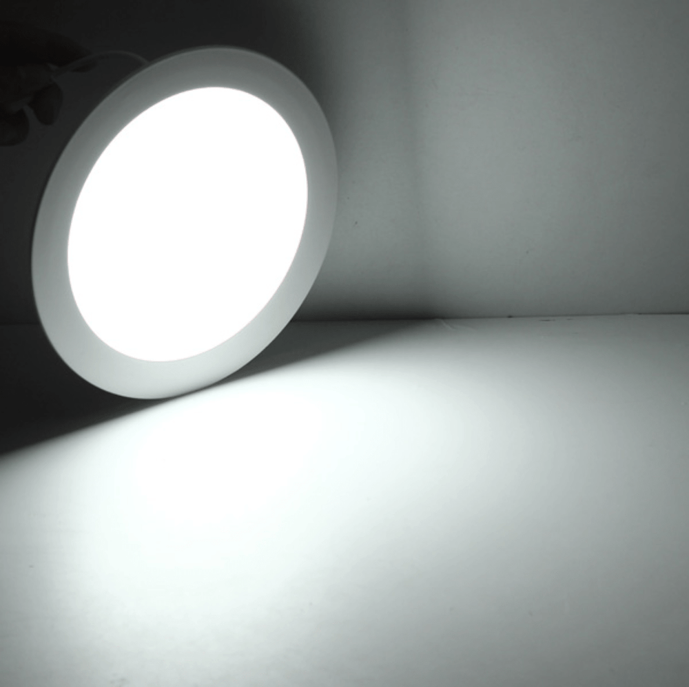 Spectrum LED ceiling light round 18W replaces 105W, 3000K, 2200 lumens, IP20, CRI >80, 110° beam angle