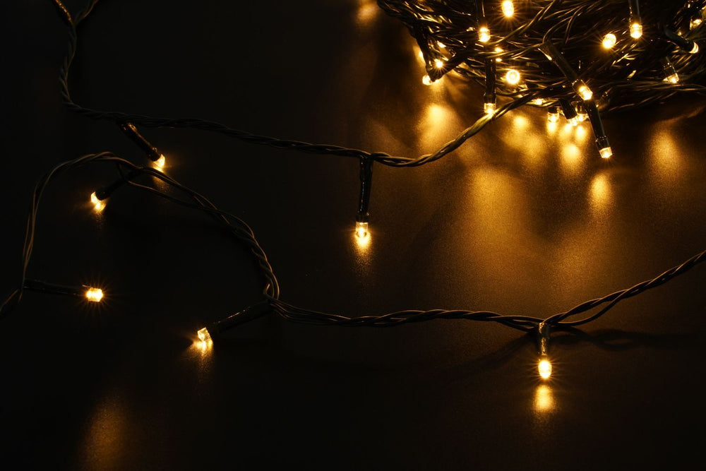 Modee LED Weihnachts-Lichterkette 200LED 20m Warmweiß mit Adapter IP44 Grünes Kabel