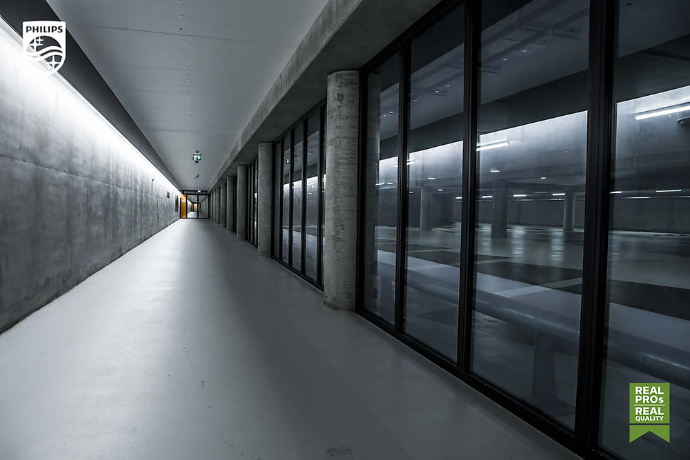 Philips CorePro LEDtube 600mm 8W T8 865 Kaltweiß Tageslicht 6500K G13 800 Lumen 220-240V 240° Glas CE RoHS