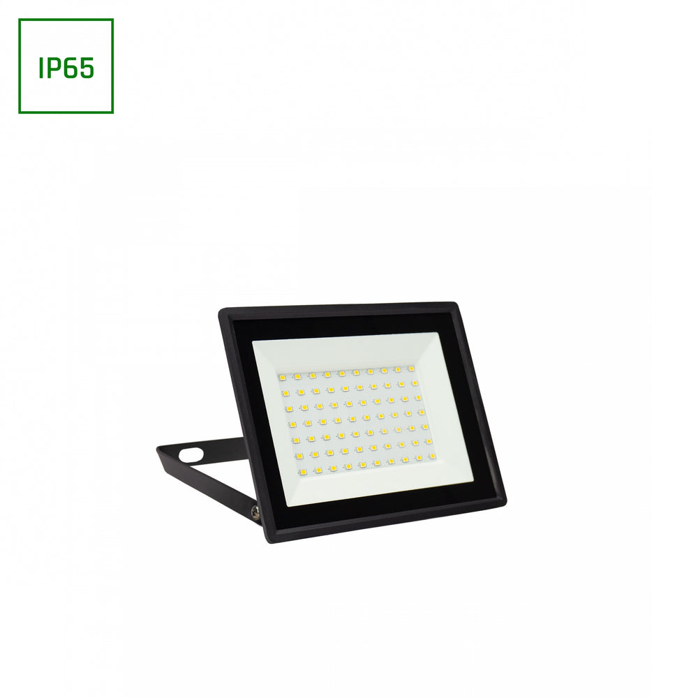 Spectrum NOCTIS LUX 3 LED-Strahler 50W 6000K 4700 Lumen 230V IP65 IK07 Schwarz Außenbeleuchtung