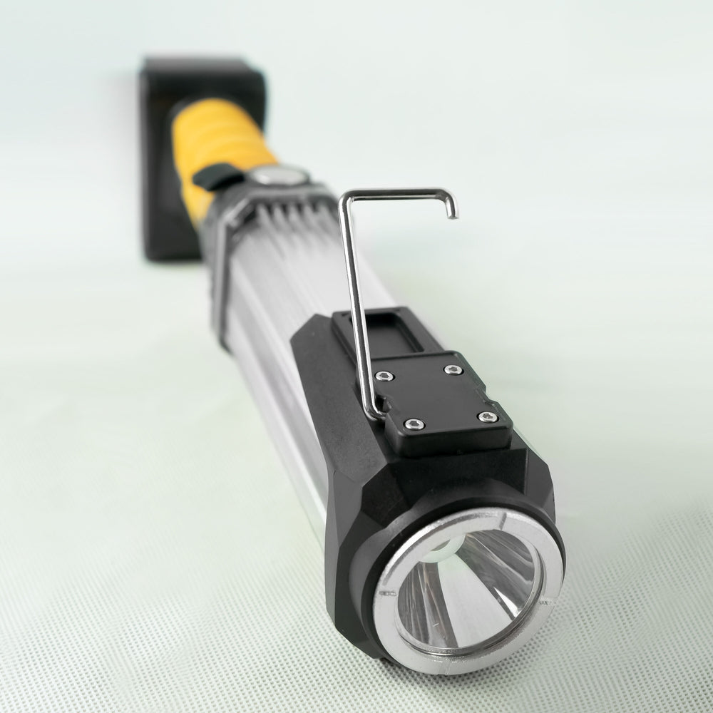 Technik LED Taschenlampe W50 COB+XPG 1000 Lumen Weiß IP55 mit USB Typ-C wiederaufladbarem Akku und Powerbank